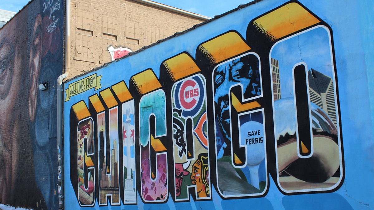 Mural of a welcome to Chicago sign
